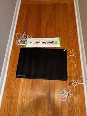 Grounding Well Mat Like New